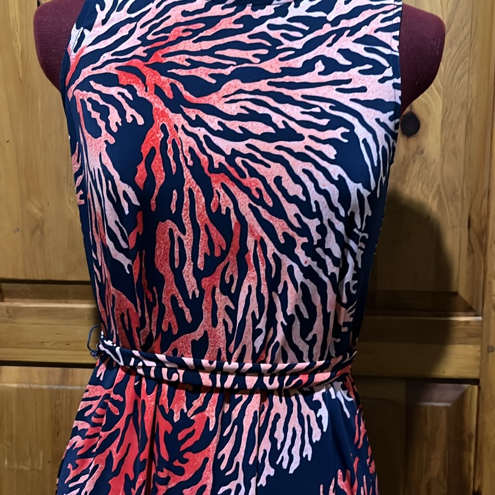 Cute Dress - Picture 2 of 7